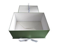 กล่องของขวัญกระดาษสีเขียวอ่อนพับเก็บได้สำหรับบรรจุภัณฑ์ที่นำเสนอ ผู้ผลิต