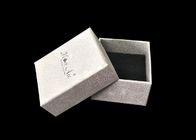 ฝาปิดขนาดเล็กและกล่องฐานเครื่องประดับ Silver Glitter บรรจุภัณฑ์ของขวัญสำหรับต่างหู ผู้ผลิต