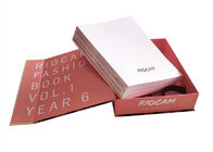 หนังสือรูปนิตยสารกล่องกระดาษแข็งกระดาษ Cmyk การพิมพ์สีปิดแม่เหล็ก ผู้ผลิต