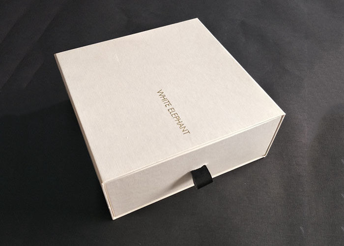 สั่งซื้อ OEM กล่องกระดาษชำระเลื่อนออกจากกล่องของขวัญกล่องช็อกโกแลต ผู้ผลิต
