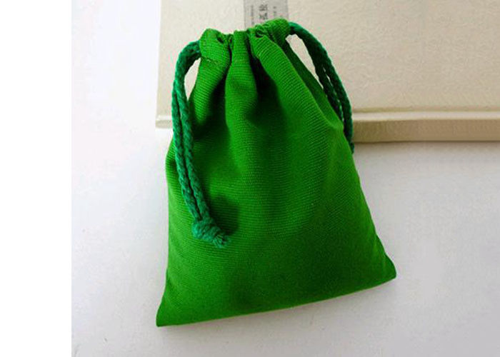 กระเป๋าสตางค์สีเขียวกำมะหยี่เล็กที่กำหนดเองขนาดเล็กเพื่อป้องกันเครื่องประดับ ผู้ผลิต